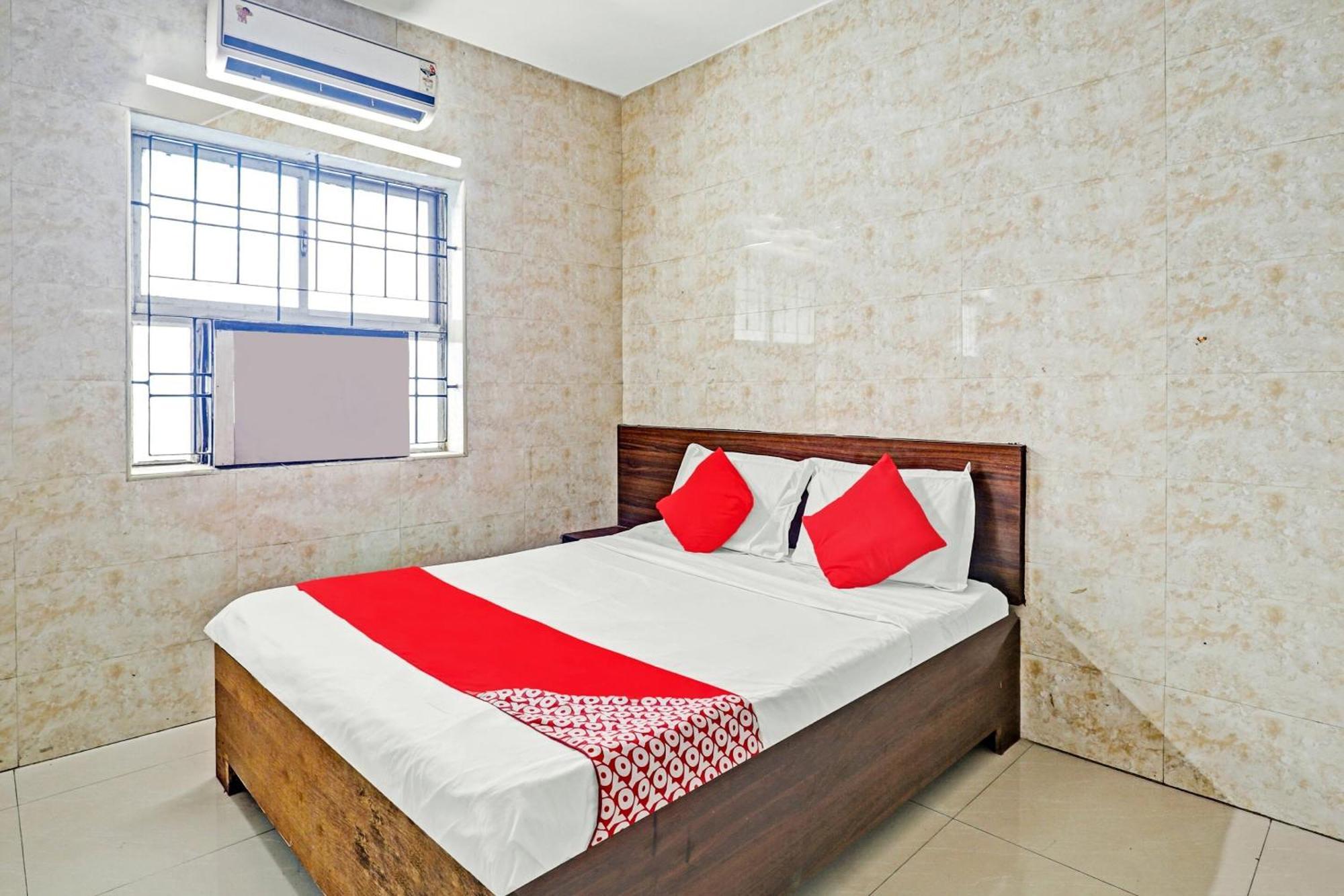 Hotel O Arunachala Guest House เชนไน ภายนอก รูปภาพ
