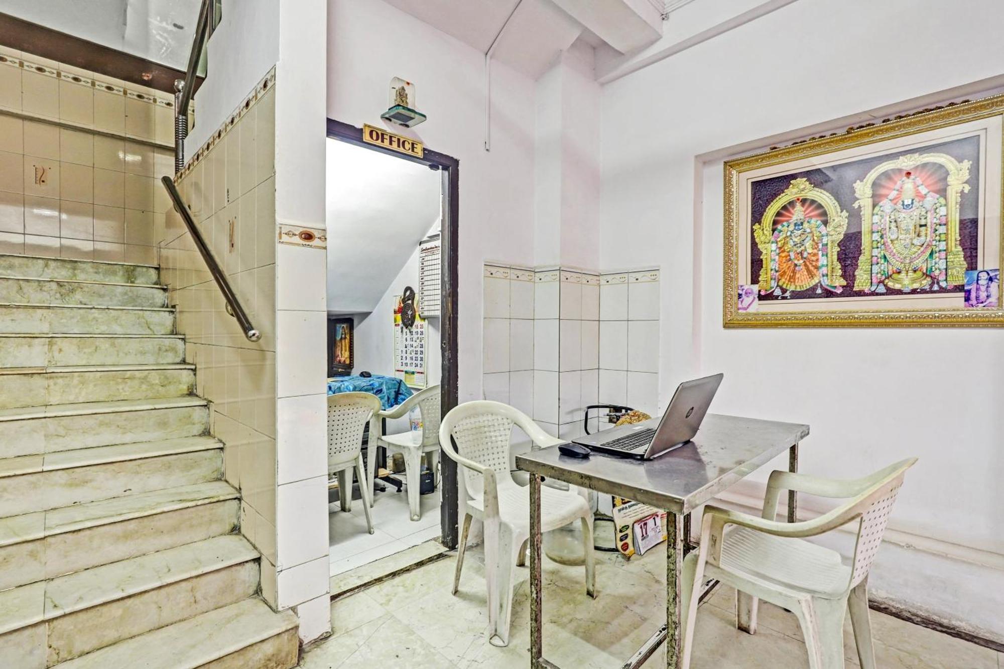 Hotel O Arunachala Guest House เชนไน ภายนอก รูปภาพ