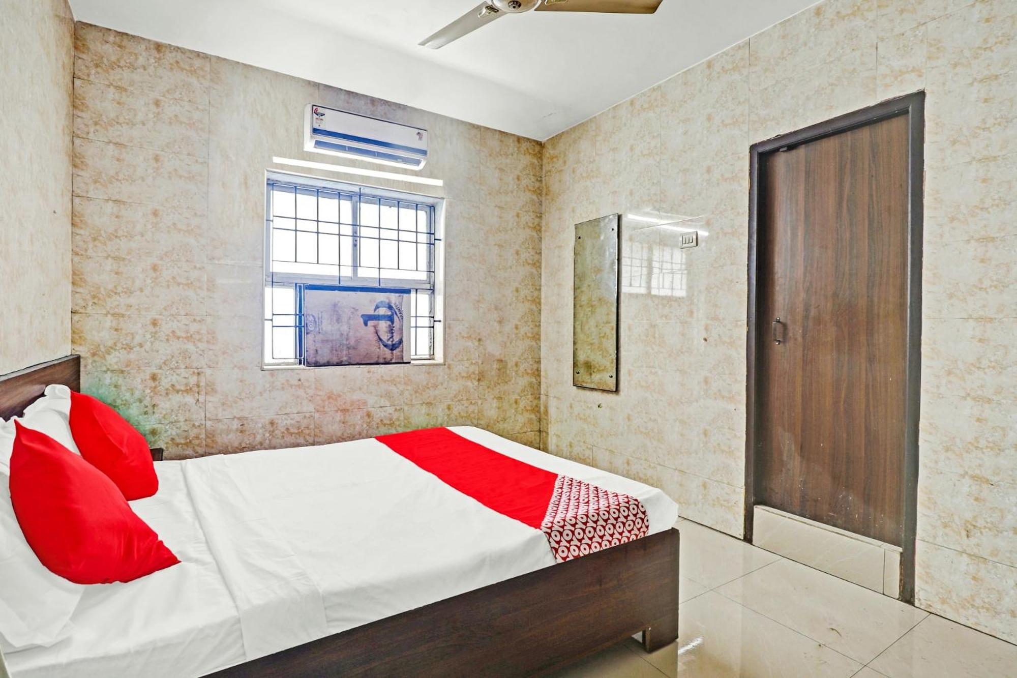 Hotel O Arunachala Guest House เชนไน ภายนอก รูปภาพ